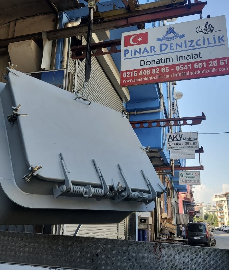 PROJEYE ÖZEL GEMİ KAPORTA (SKYLIGHT) İMALATI